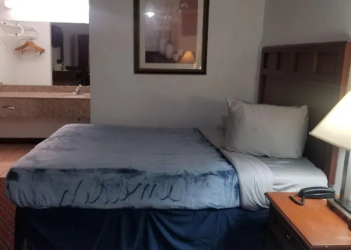 Hotel 2 Queen Beds Hotel Room 237 Booking