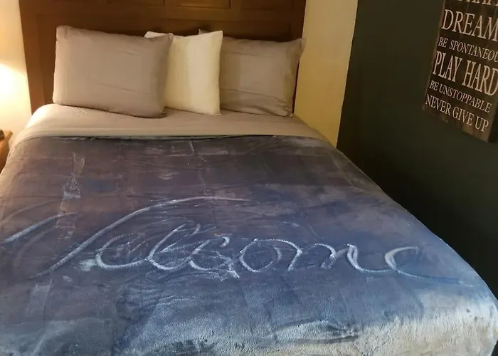 Hotel 2 Queen Beds Hotel Room 237 Booking